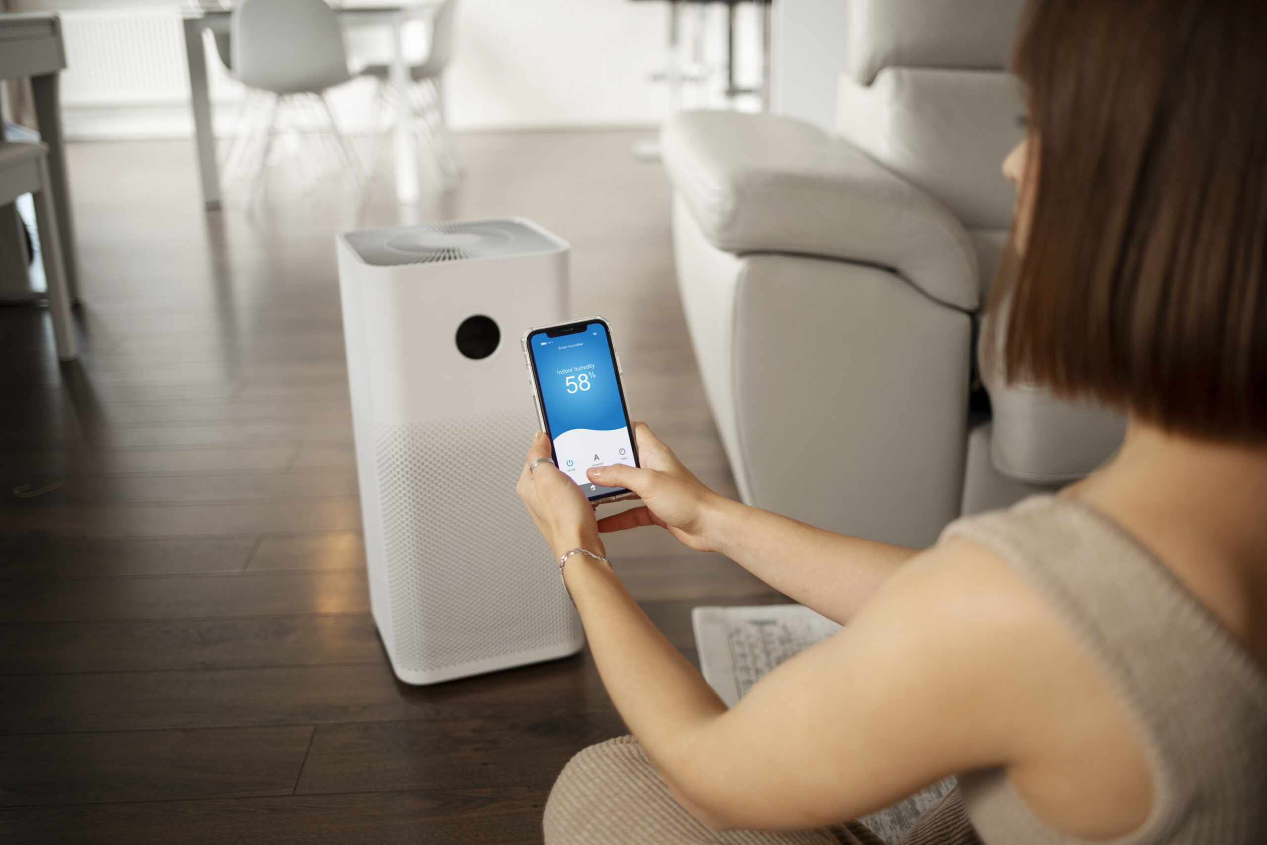 young-woman-using-home-technology (2)